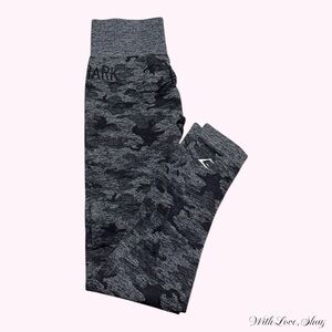 EUC Gymshark camo seamless leggings!